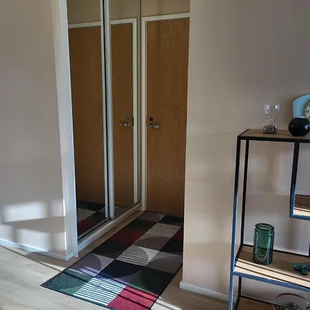 A Peaceful And Modern Gem In The Heart Of The Apartament *