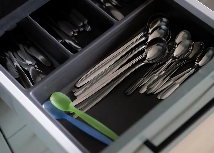 A Peaceful And Modern Gem In The Heart Of The Apartment *