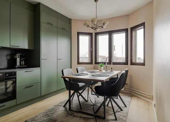 A Peaceful And Modern Gem In The Heart Of The * Pori